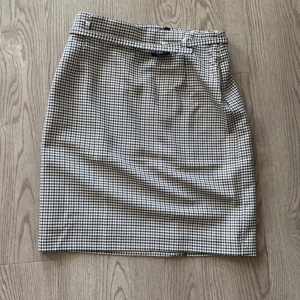 H & M work skirt knee length